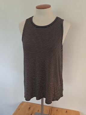 Old Navy Sleeveless Tank Top - Navy And Tan